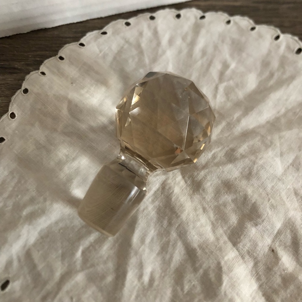 Vtg Faceted Crystal Glass Bottle Stopper